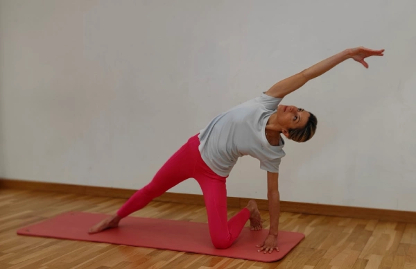 Stefania Grappeggia corsi di yoga a como e varedo