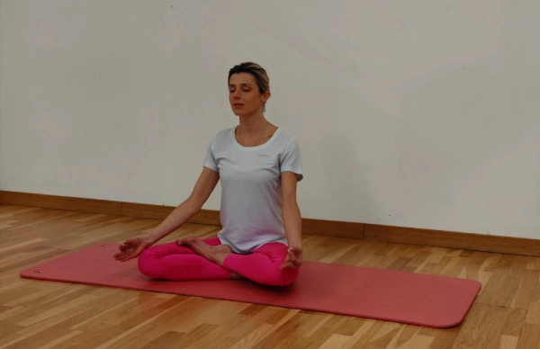 corso di yoga a como metodo olis